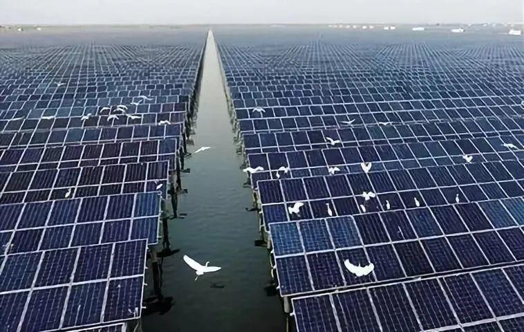 中國十三省最大光伏電站在這里！欽州康熙嶺的光伏電站能排上號了嗎？