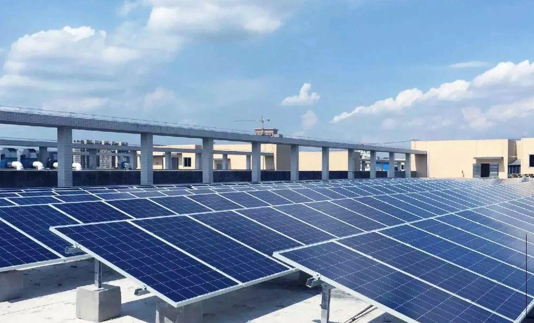 為什么秋季的光伏發(fā)電量比夏季還高？